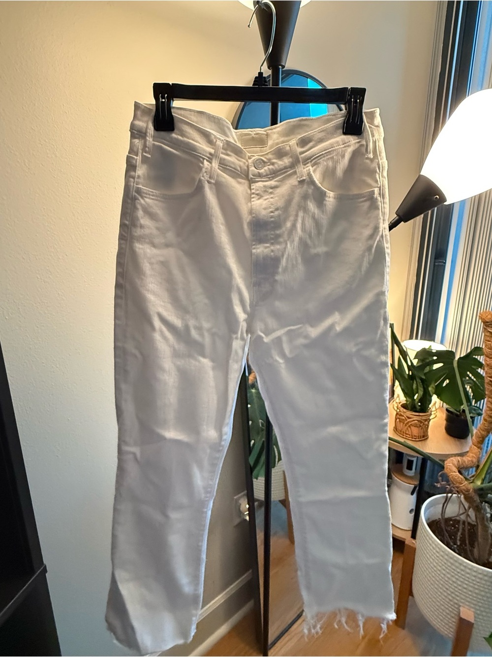 MOTHER Hustler Ankle Fray Jeans (size 32)